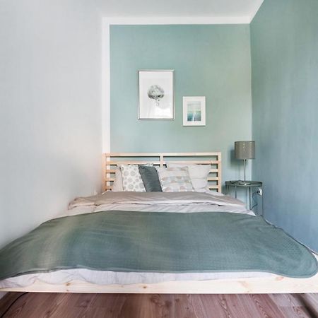 Caring Family Apartment Close To The Center Виена Екстериор снимка