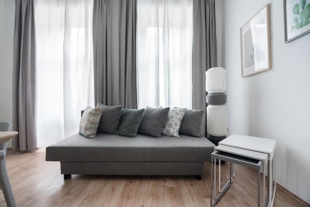 Caring Family Apartment Close To The Center Виена Екстериор снимка