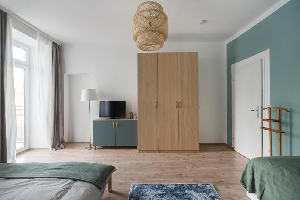 Caring Family Apartment Close To The Center Виена Екстериор снимка
