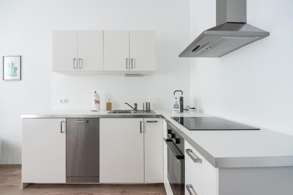 Caring Family Apartment Close To The Center Виена Екстериор снимка