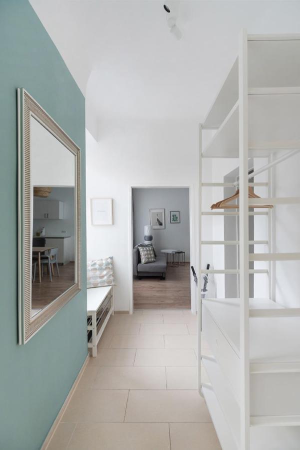 Caring Family Apartment Close To The Center Виена Екстериор снимка